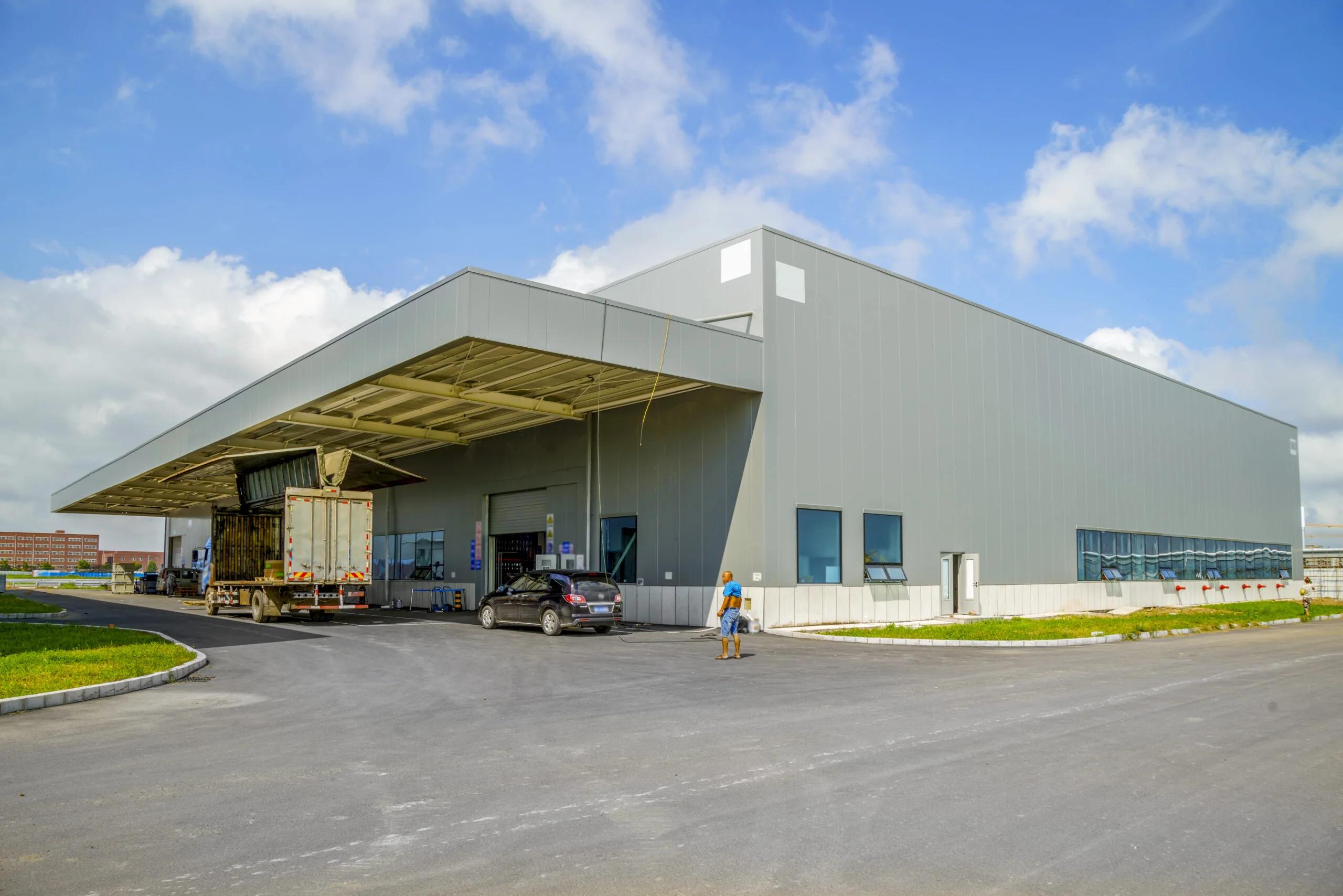 Warehouse Construction Company in Dubai UAE